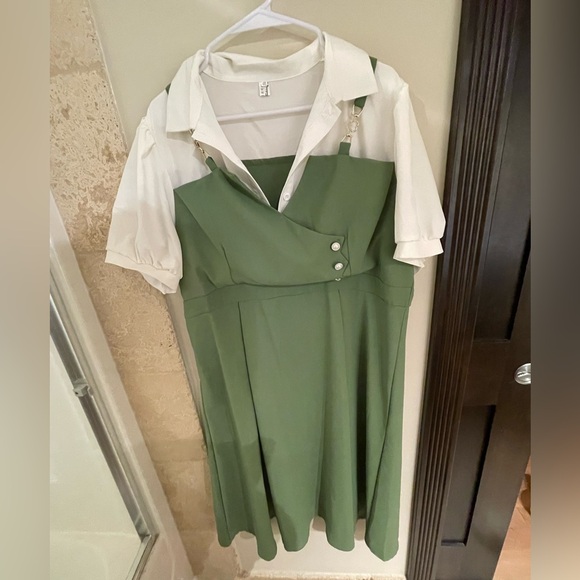 Dresses & Skirts - Dress - never worn, only washed